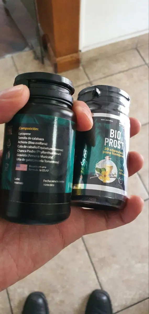 Etiqueta lateral del frasco peruano de Bio Prost con el apartado «Composición»
